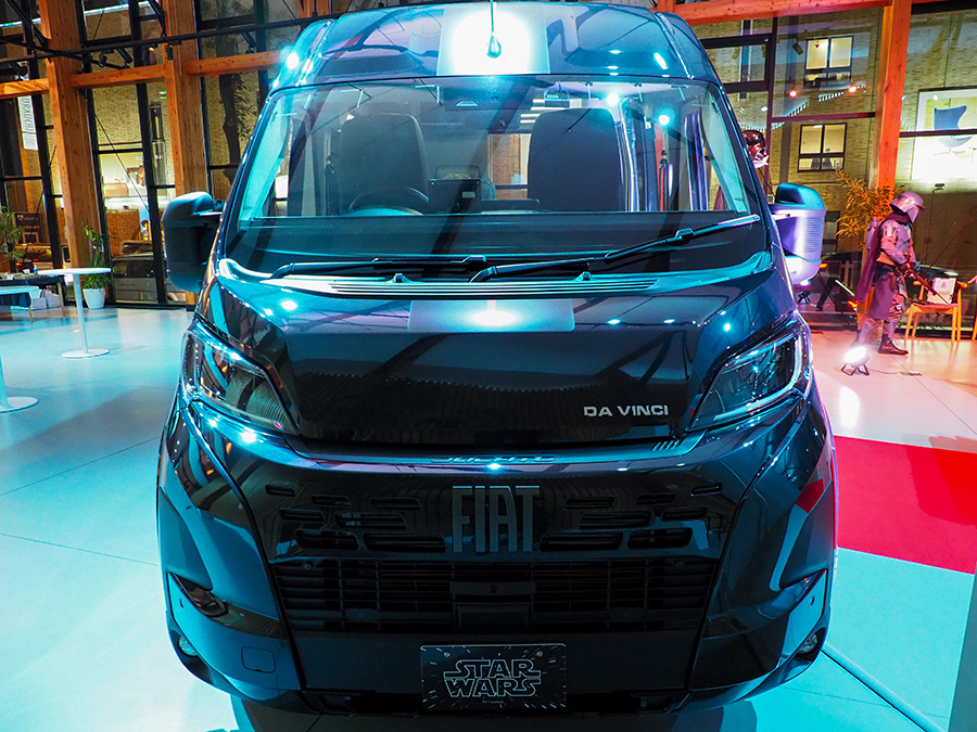「スター・ウォーズ」キャンピングカー「DA VINCI 6.0〈STAR WARS〉EDITION」