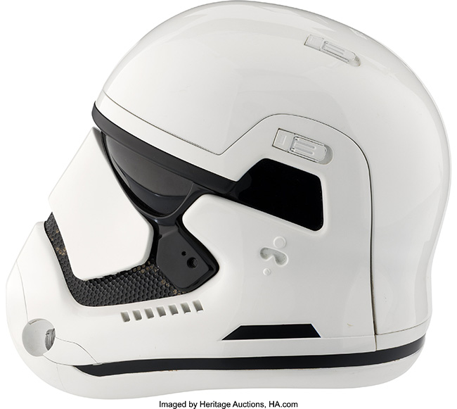 「スター・ウォーズ／フォースの覚醒」（ウォルト・ディズニー、2015年）ファースト・オーダー ストームトルーパー ヘルメット