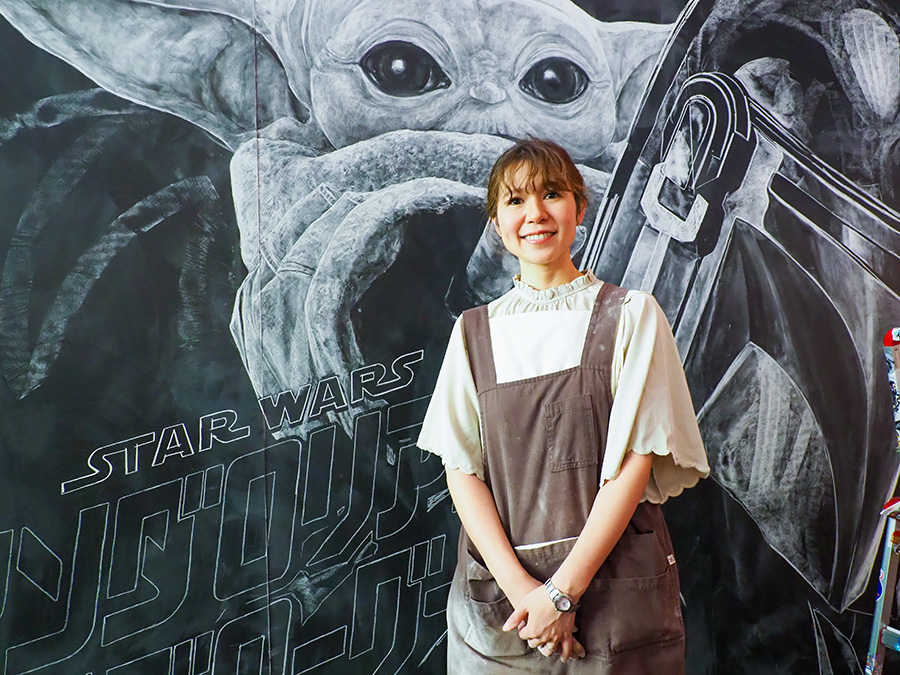 河野真弓（チョークアーティスト）