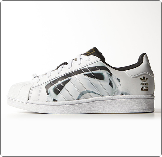 adidas STAR WARS SUPERSTAR Stormtrooper